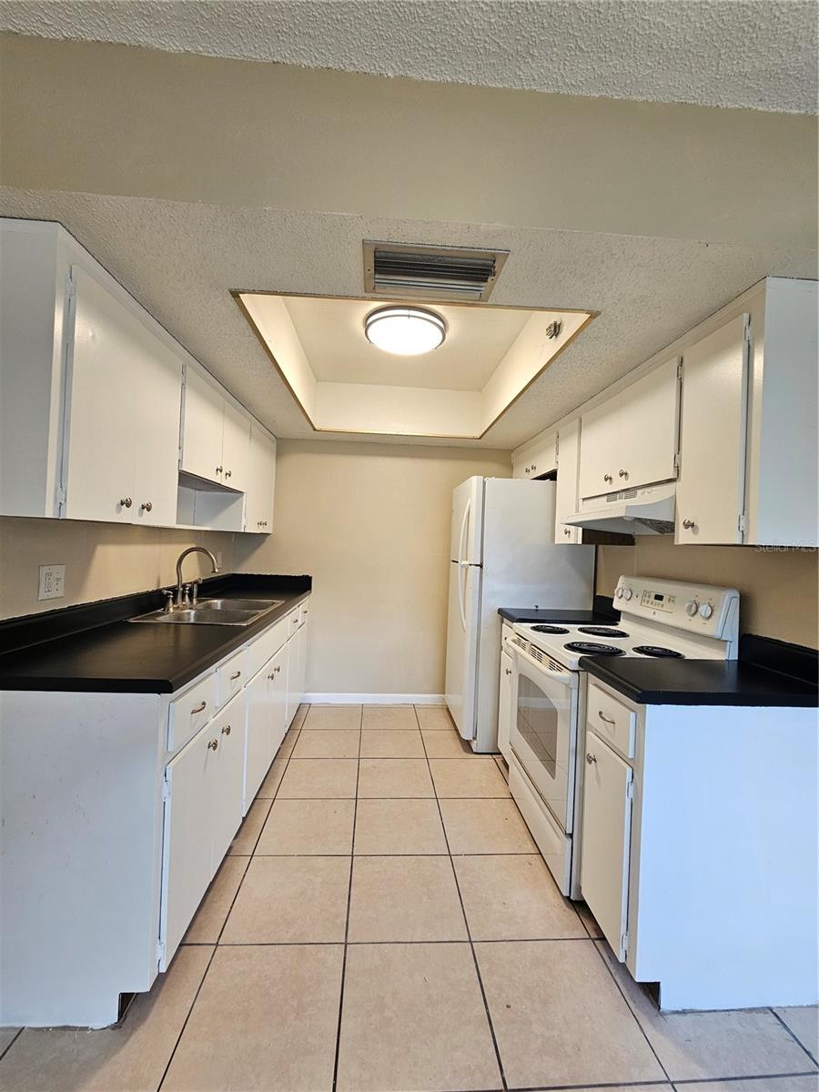 NORTH ST PETERSBURG - Residential Lease