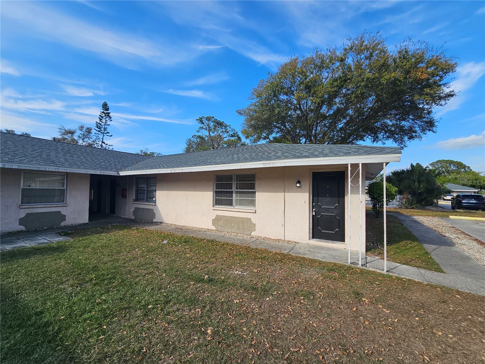 NORTH ST PETERSBURG - Residential Lease