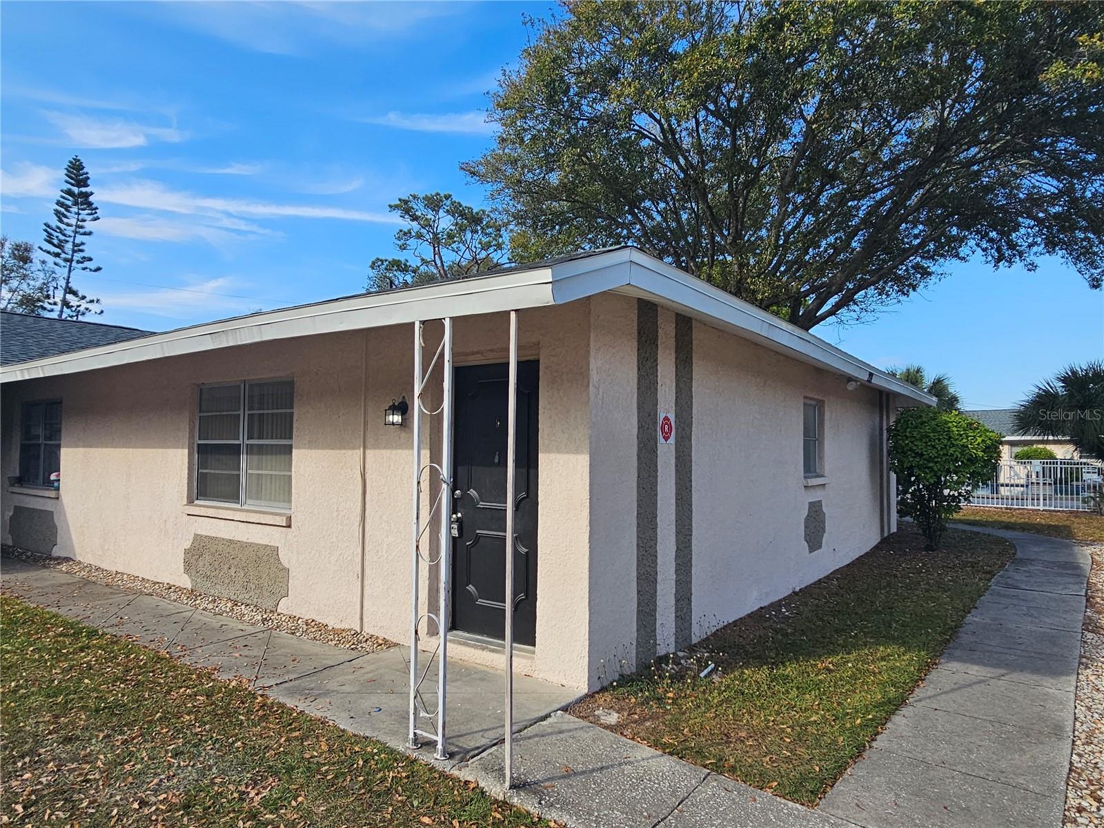 NORTH ST PETERSBURG - Residential Lease