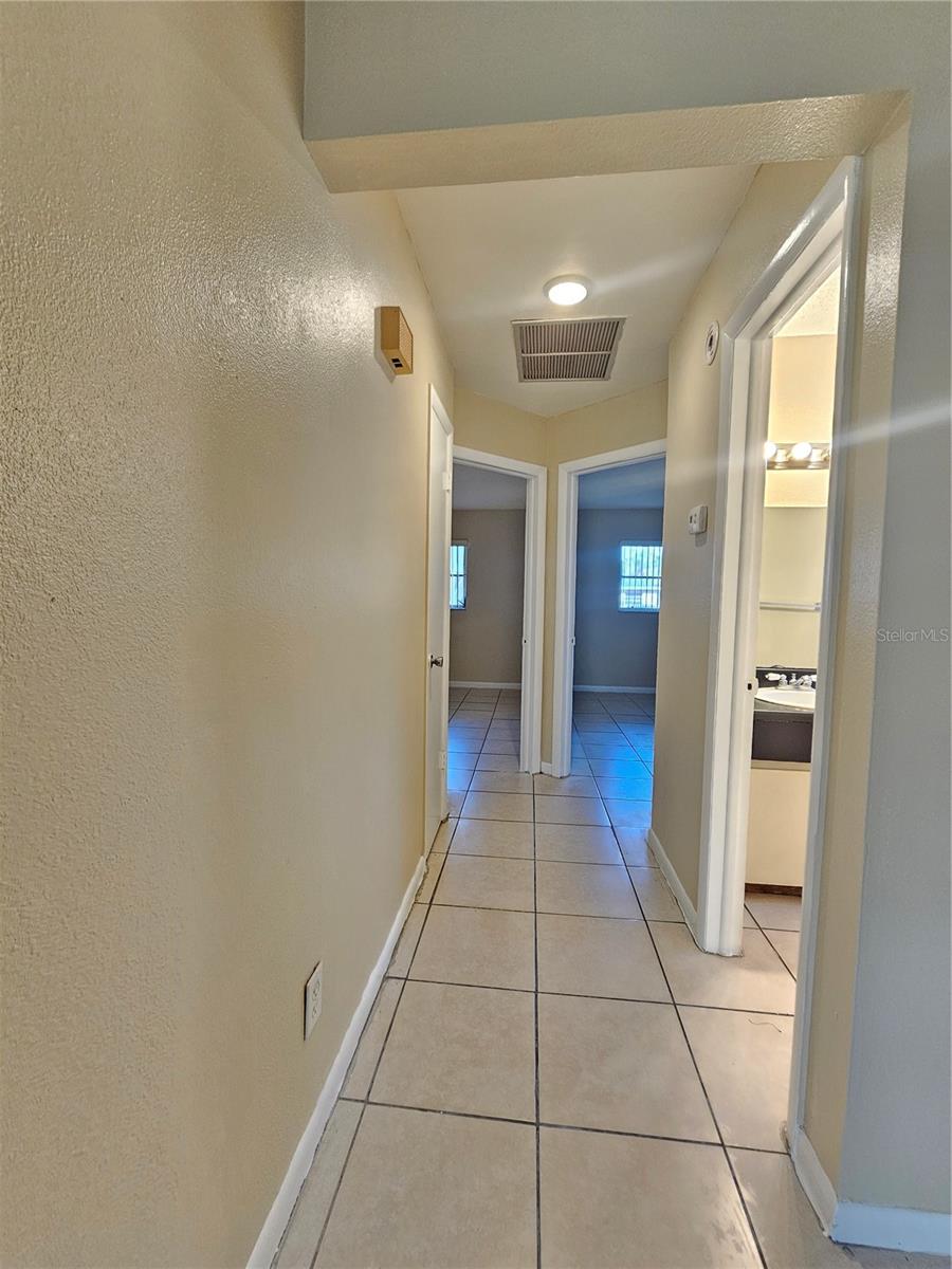 NORTH ST PETERSBURG - Residential Lease