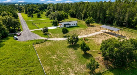Tiny photo for 17951 SE 62nd Street, Morriston, FL 32668 (MLS # OM734794)