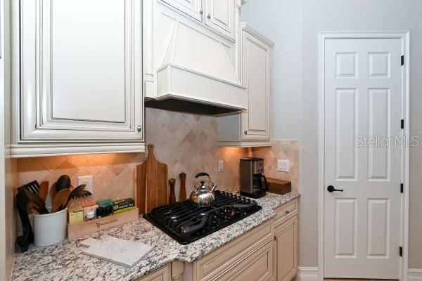 LAKEWOOD NATIONAL GOLF CLUB PH I - Residential Lease