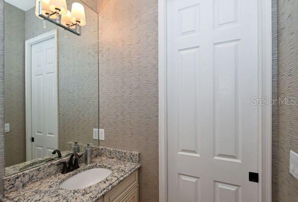 LAKEWOOD NATIONAL GOLF CLUB PH I - Residential Lease