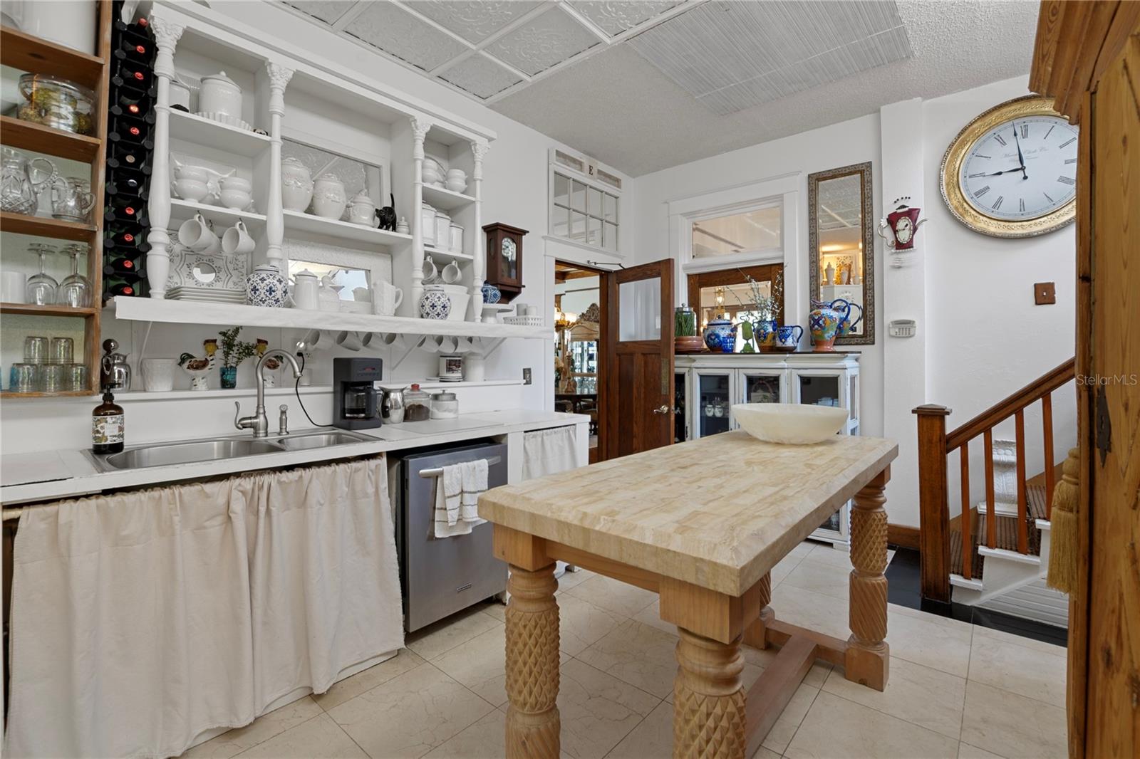 CALDWELLS ADD - Commercial Sale