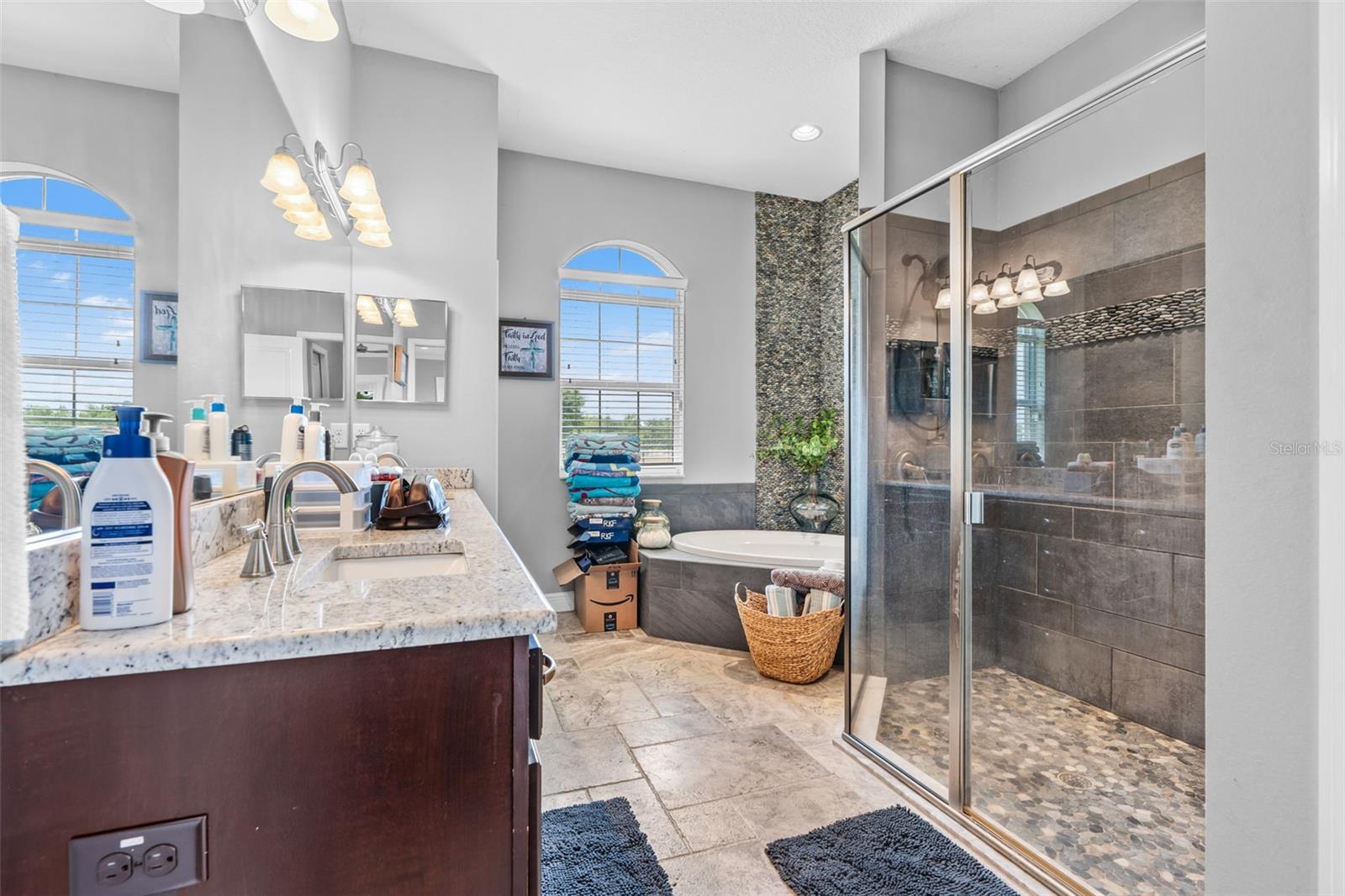 HALLS BRANCH ESTATES - Residential