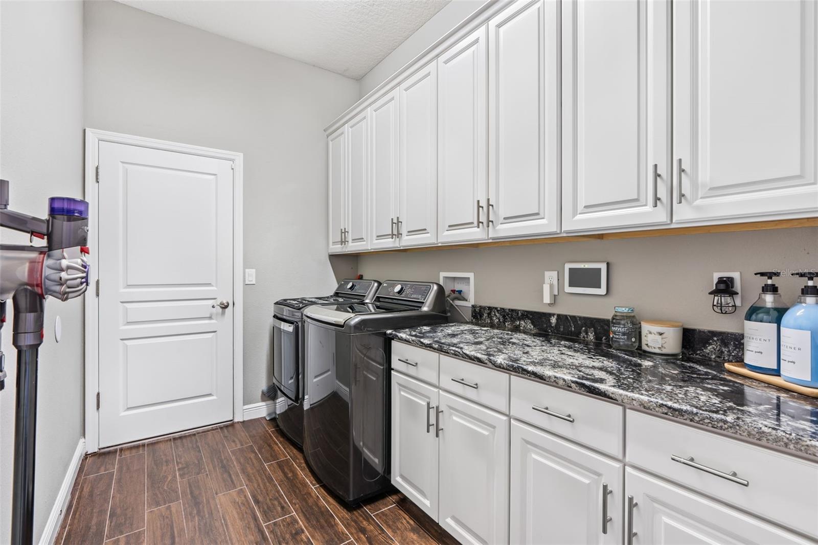 HALLS BRANCH ESTATES - Residential