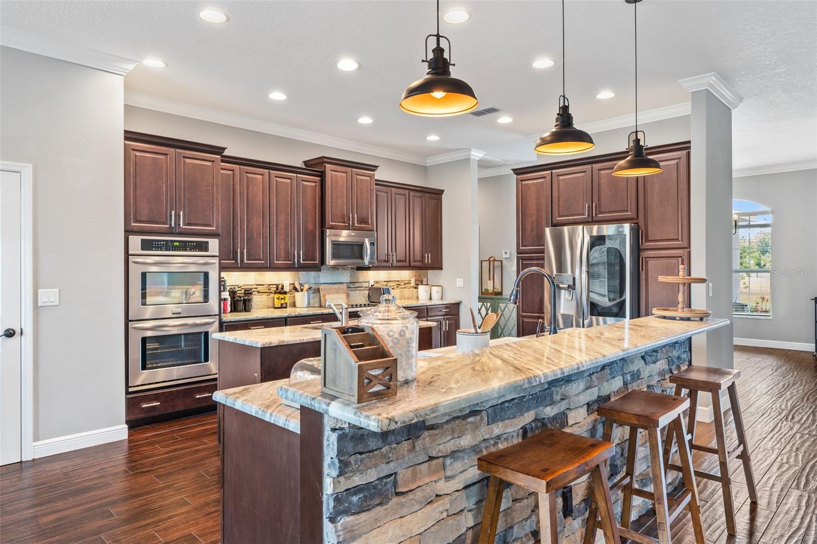 HALLS BRANCH ESTATES - Residential
