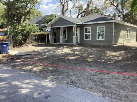 Photo of 907 E 26th Avenue, Tampa, FL 33605 (MLS # L4960206)