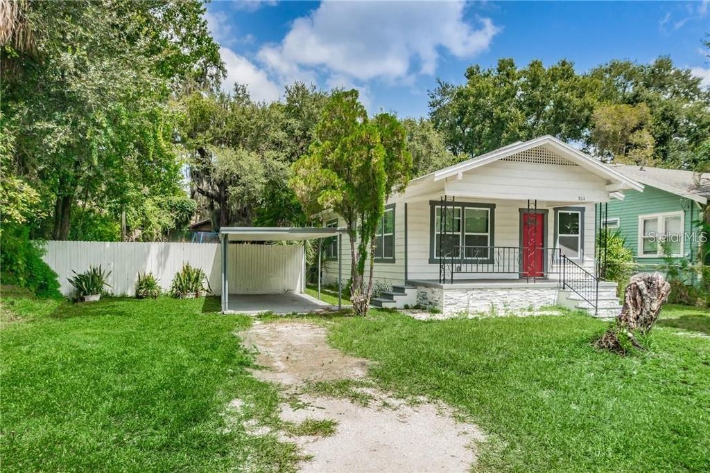 Photo of 804 E Baker Street, Tampa, FL 33603 (MLS # TB8457577)