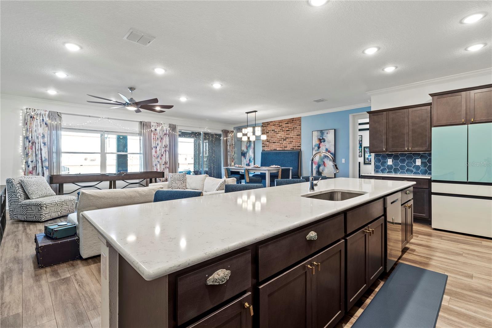 TWIN RIVERS PH V-A4 - Residential