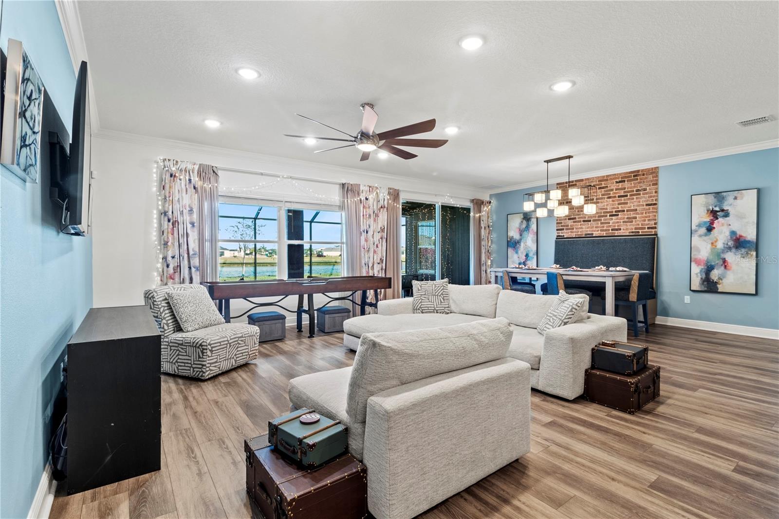 TWIN RIVERS PH V-A4 - Residential