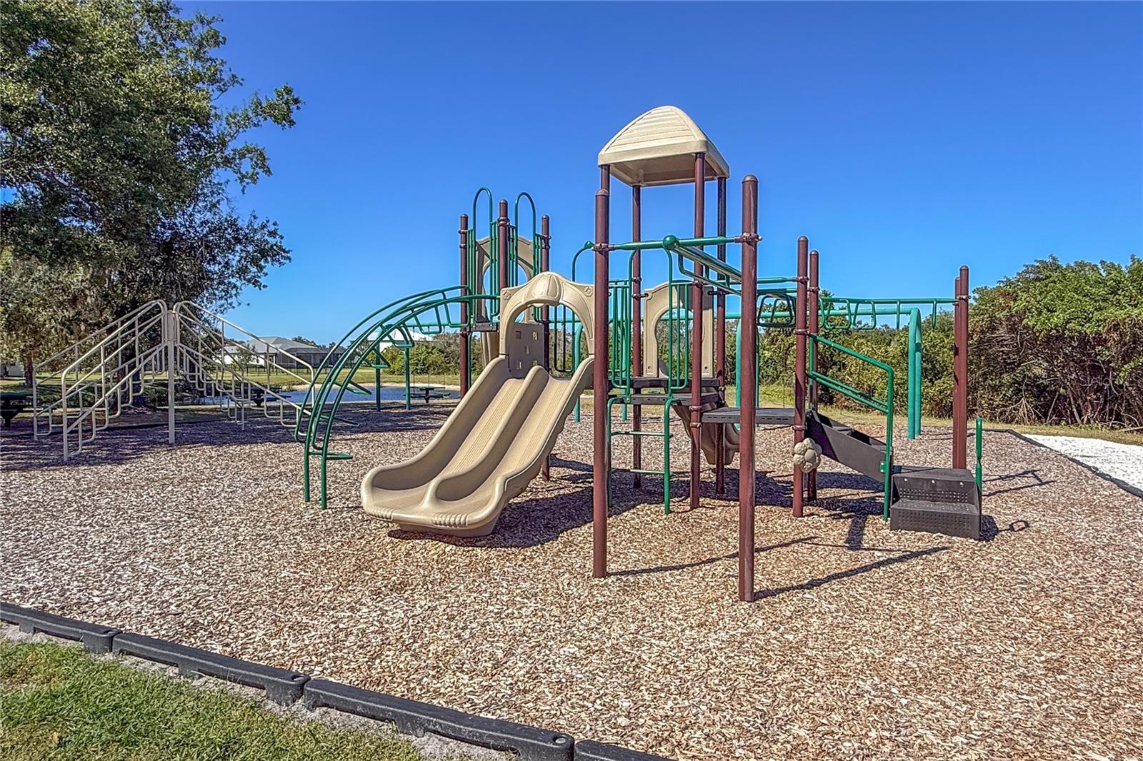 TWIN RIVERS PH V-A4 - Residential