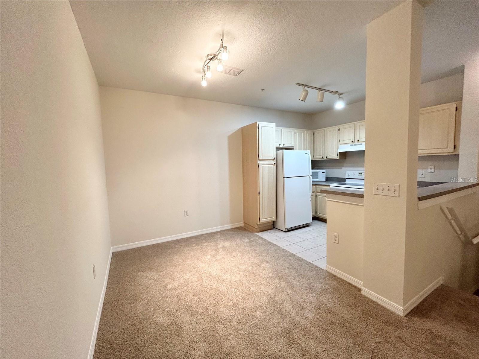 VISCONTI EAST BLDG 16 - Residential Lease