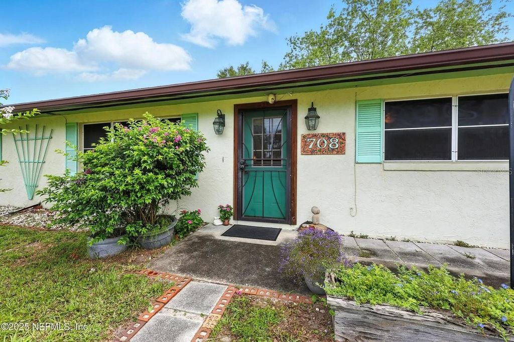 Photo of 708 N Chapel Street, Bunnell, FL 32110 (MLS # P4938223)