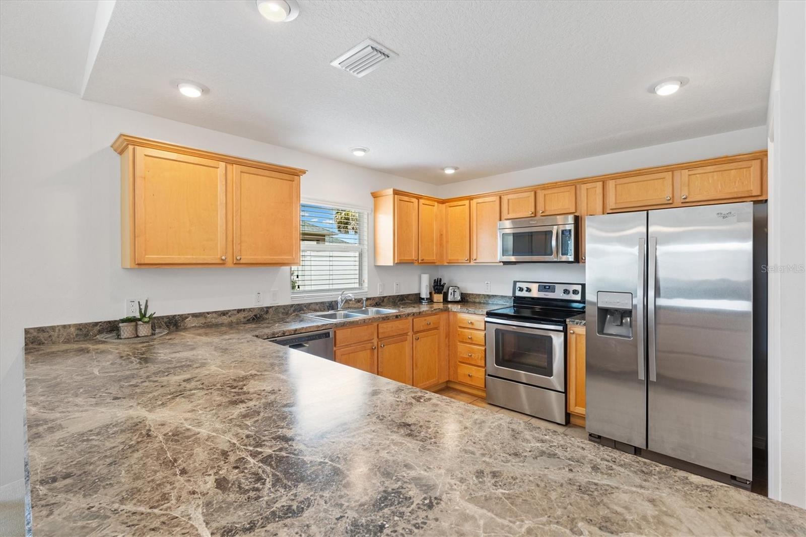 3331 OVERLAND TERRACE