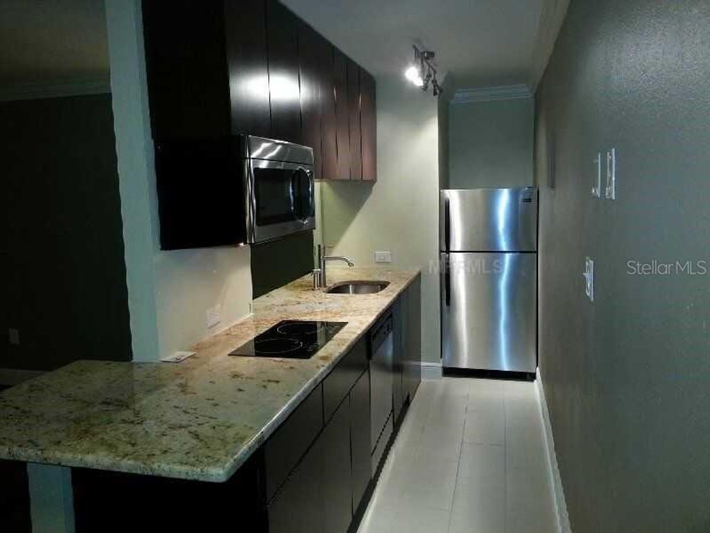 Photo of 1301 S Howard Avenue #B17, Tampa, FL 33606 (MLS # TB8496584)