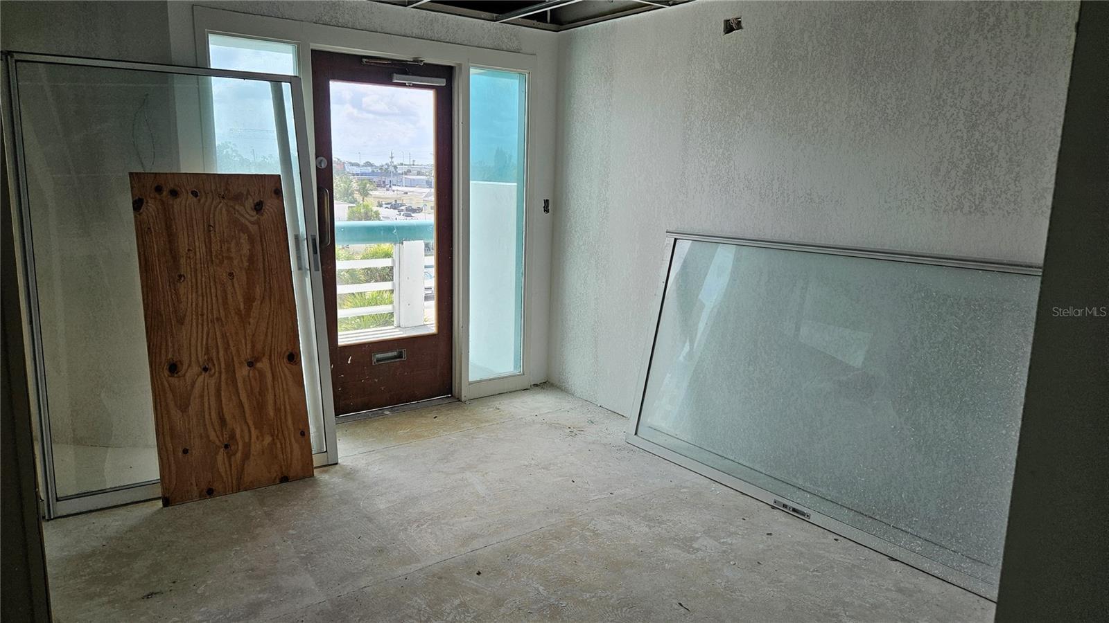 EDGEWATER CENTER PH 01 BLDG A - Commercial Sale
