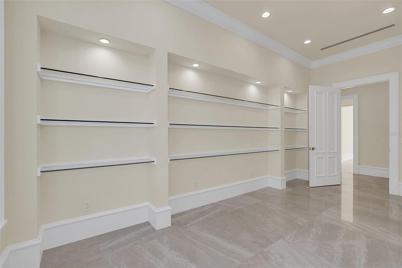 GOLDEN OAK PH 01C - Residential