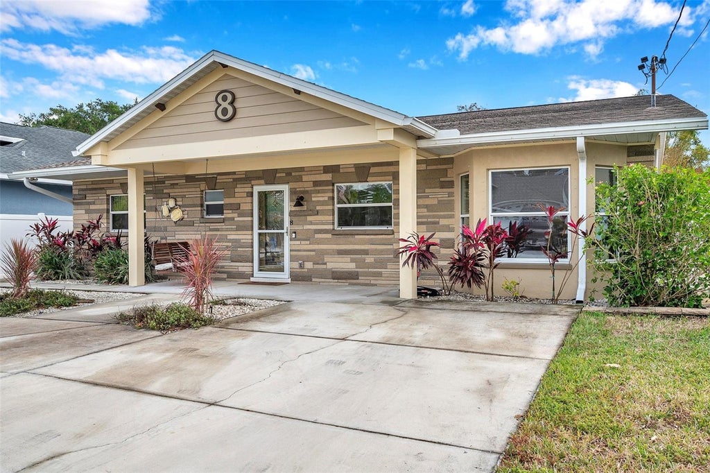 Photo of 8 Citrus Drive, Palm Harbor, FL 34684 (MLS # TB8553786)