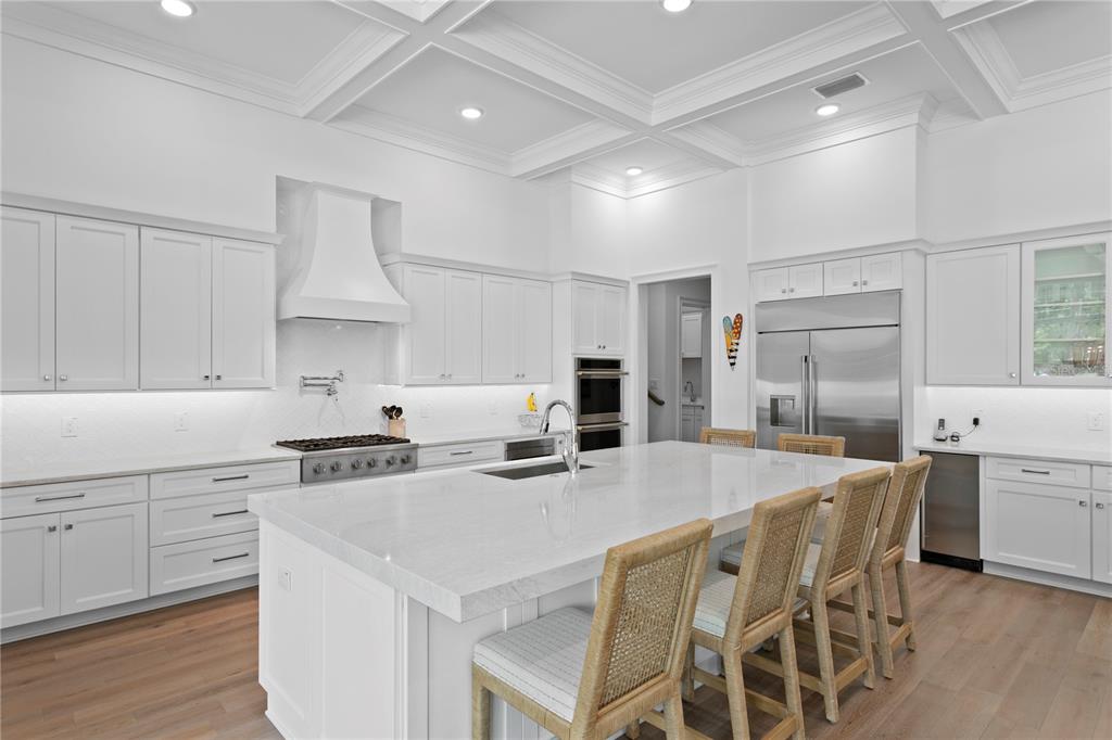 SNELL ISLE SHORES ADD - Residential