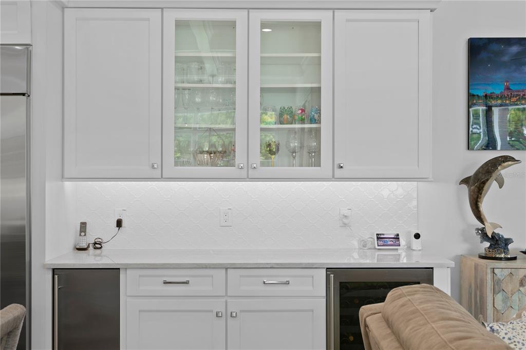 SNELL ISLE SHORES ADD - Residential