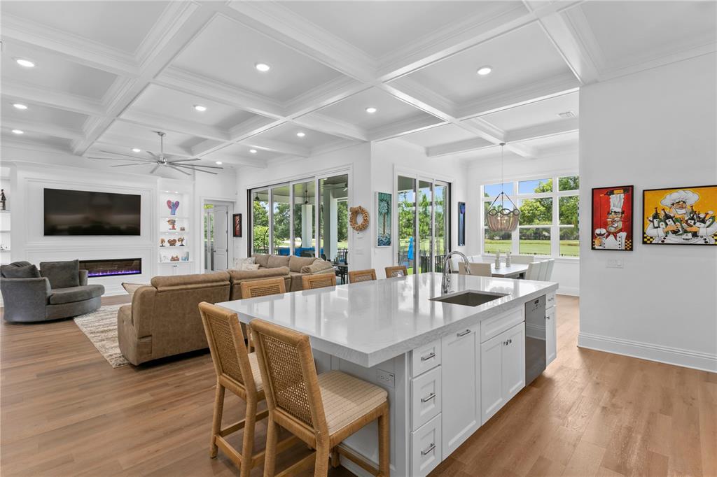 SNELL ISLE SHORES ADD - Residential