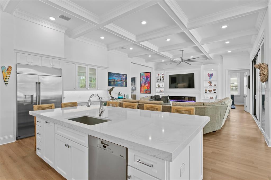 SNELL ISLE SHORES ADD - Residential