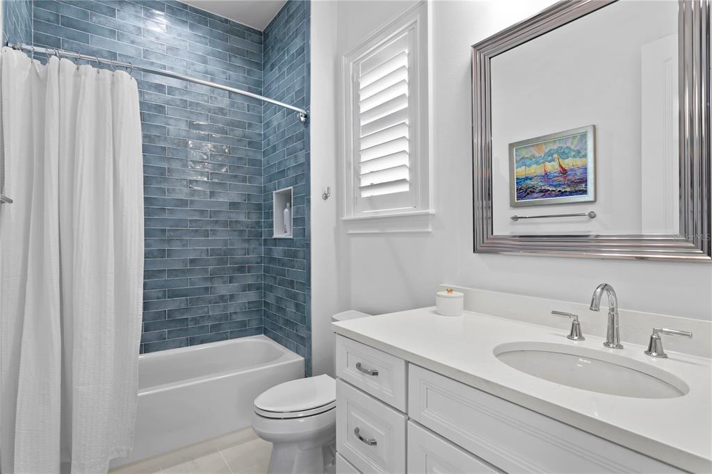 SNELL ISLE SHORES ADD - Residential