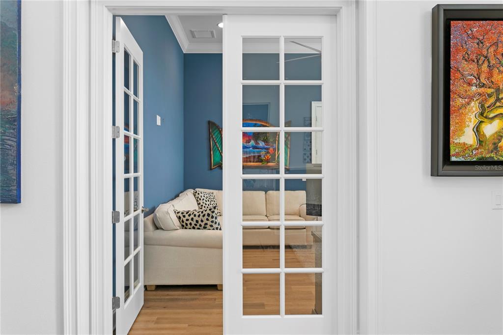 SNELL ISLE SHORES ADD - Residential