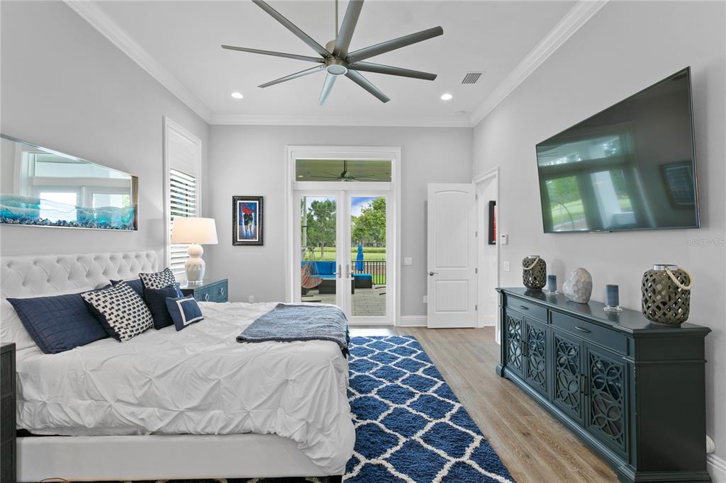 SNELL ISLE SHORES ADD - Residential