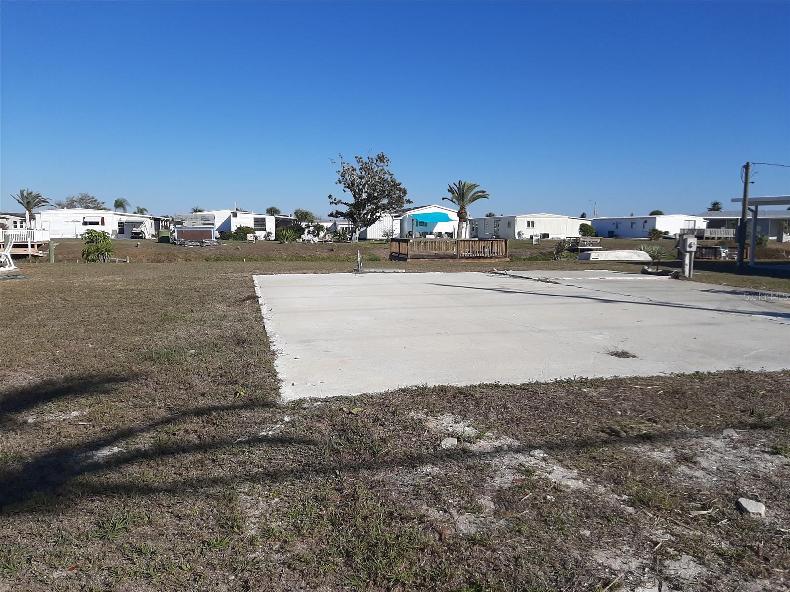 HOLIDAY MOB ESTATES 2ND ADD - Land