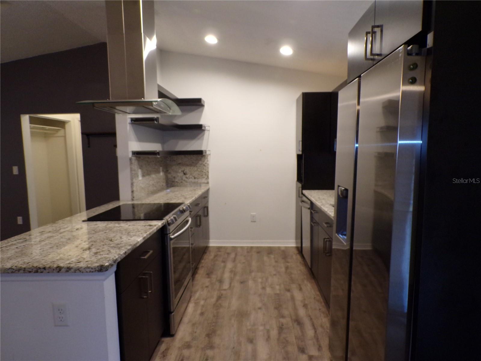 SPRING HILL - Residential