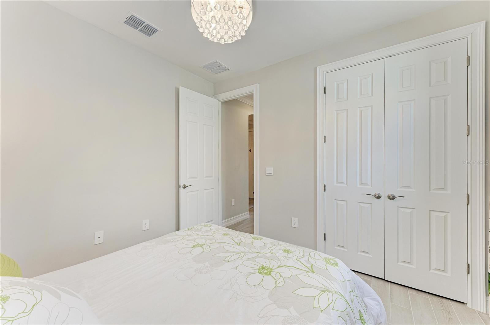 TOSCANA ISLES - Residential