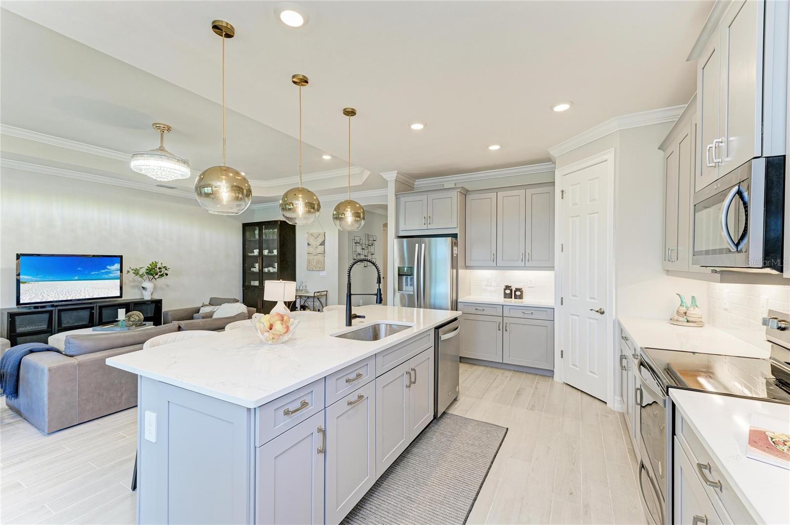 TOSCANA ISLES - Residential