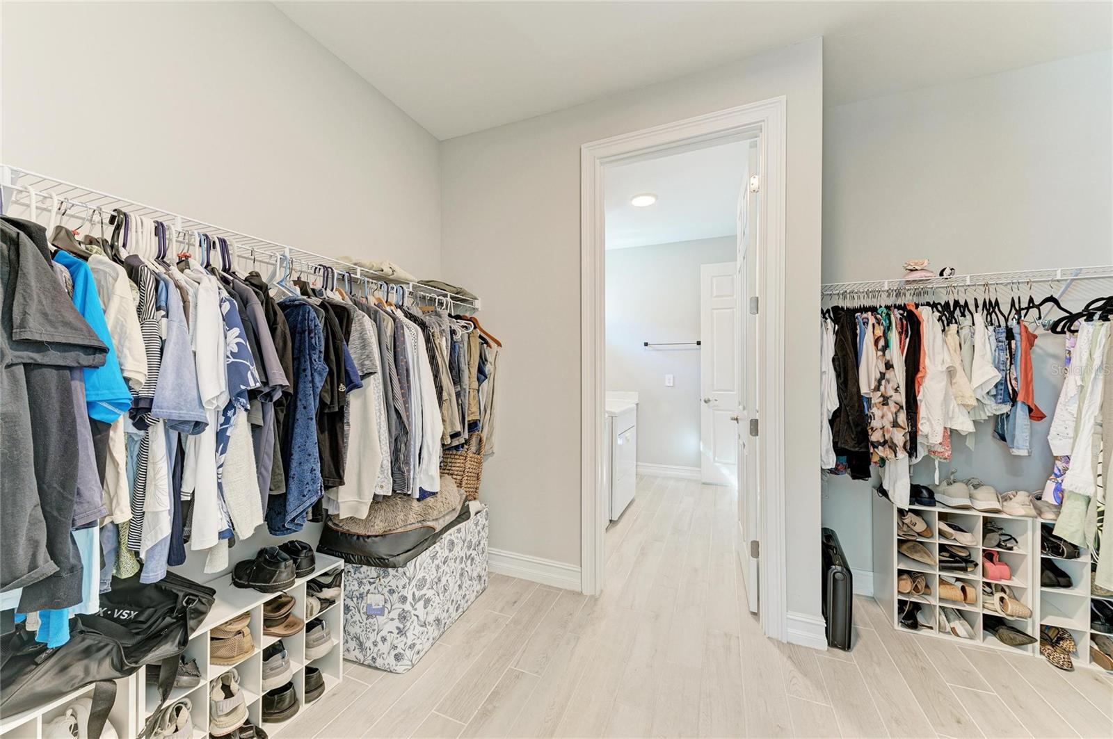 TOSCANA ISLES - Residential