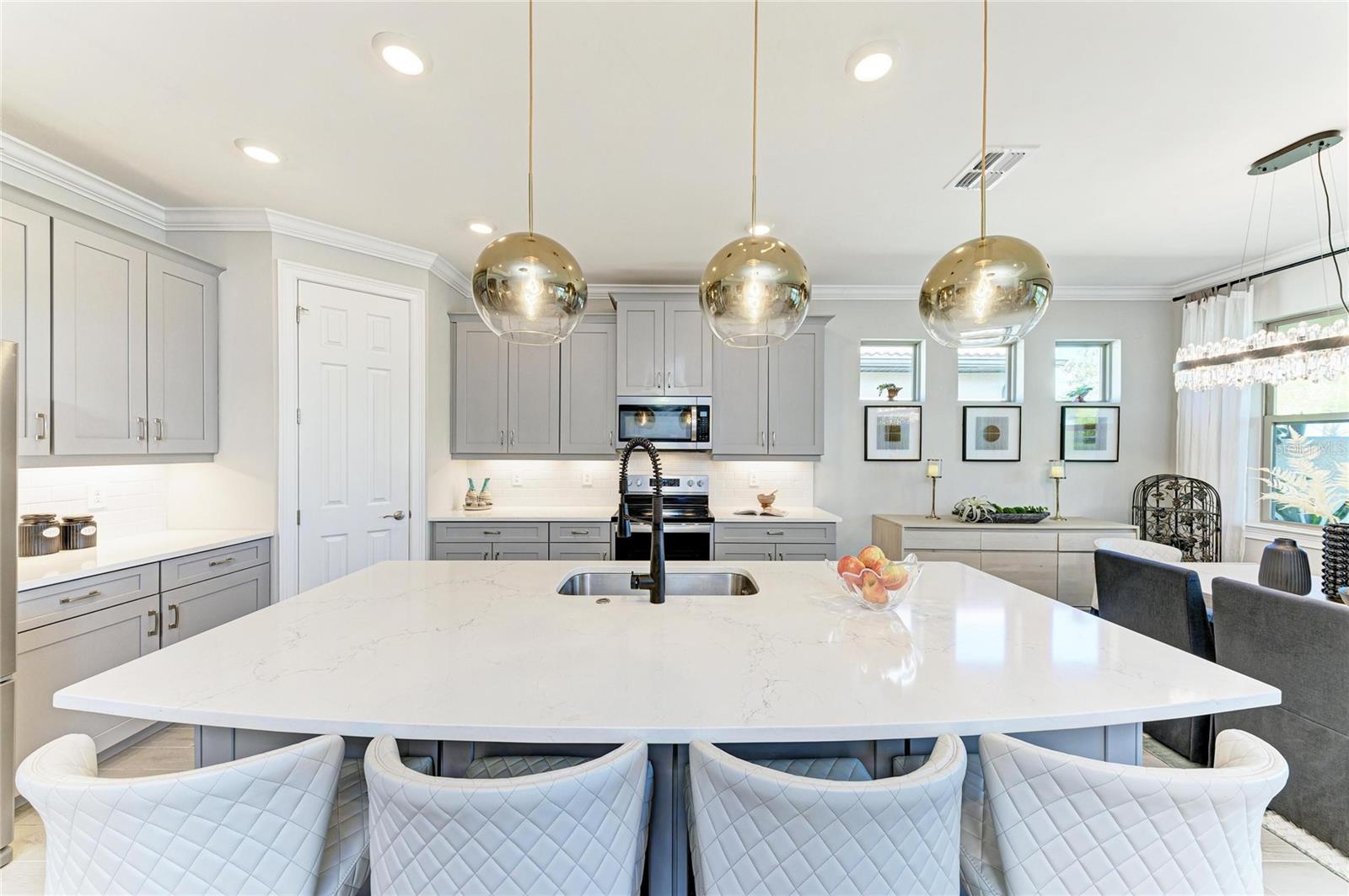 TOSCANA ISLES - Residential