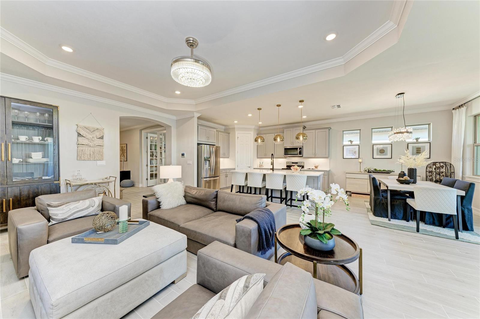 TOSCANA ISLES - Residential