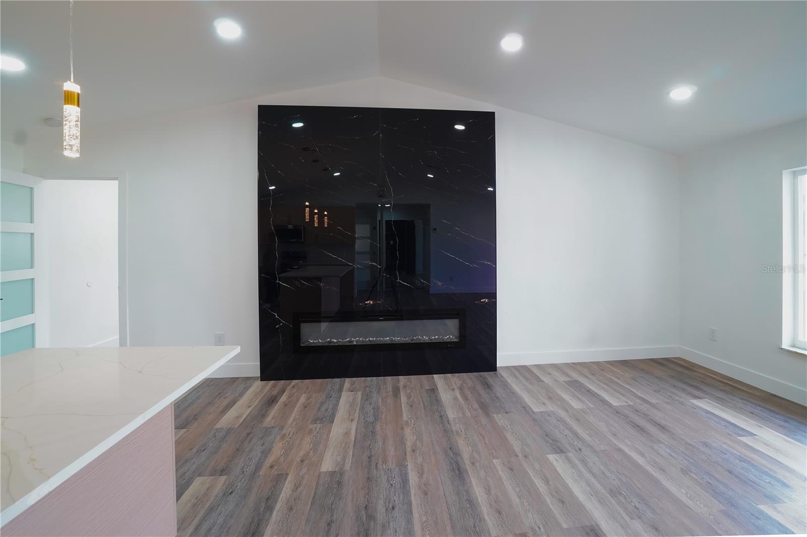 WARM MINERAL SPGS - Residential