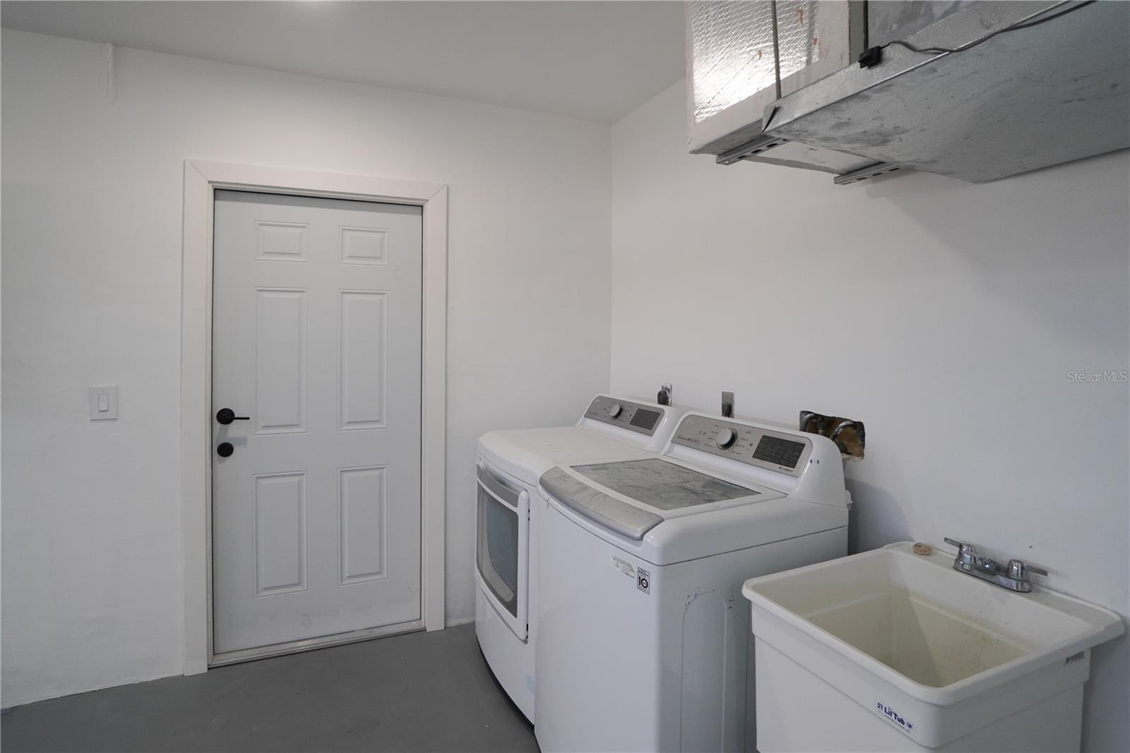 WARM MINERAL SPGS - Residential