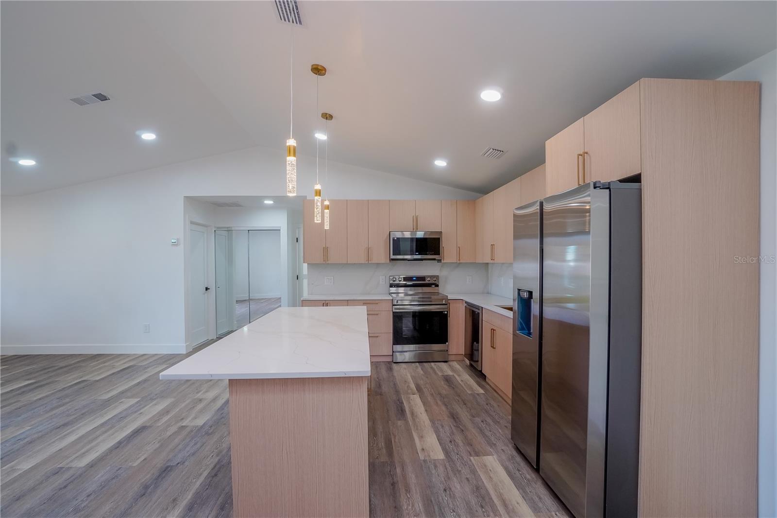 WARM MINERAL SPGS - Residential