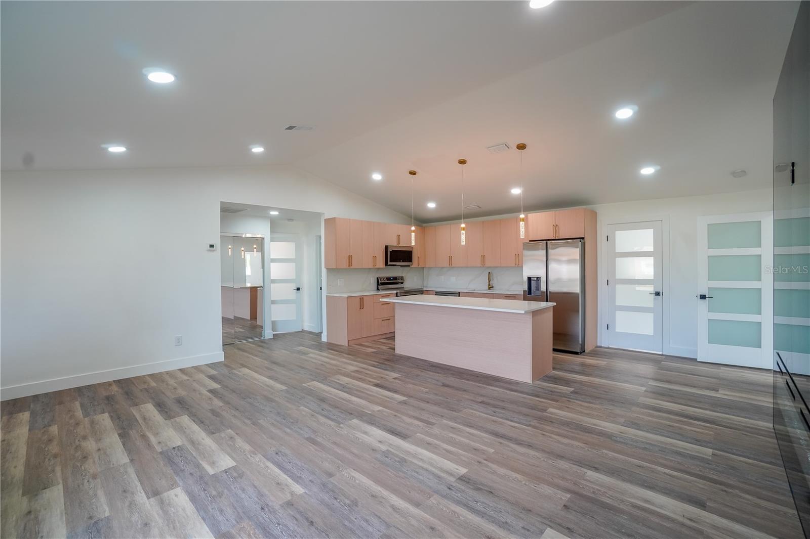 WARM MINERAL SPGS - Residential