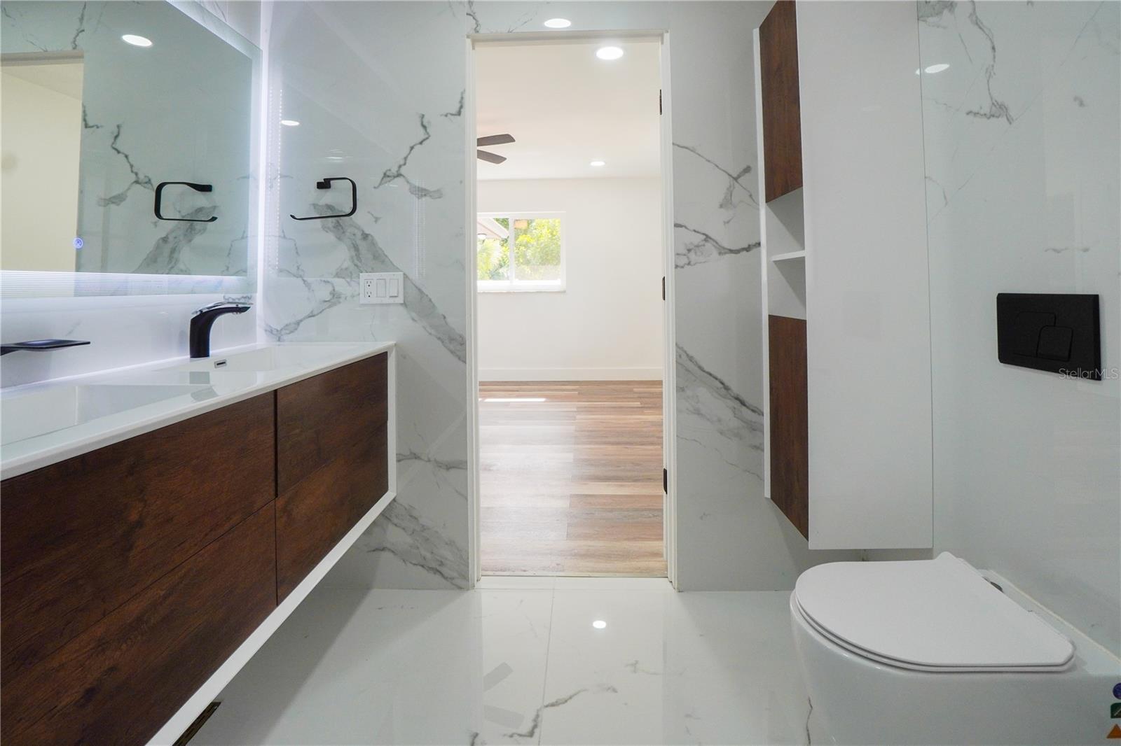 WARM MINERAL SPGS - Residential