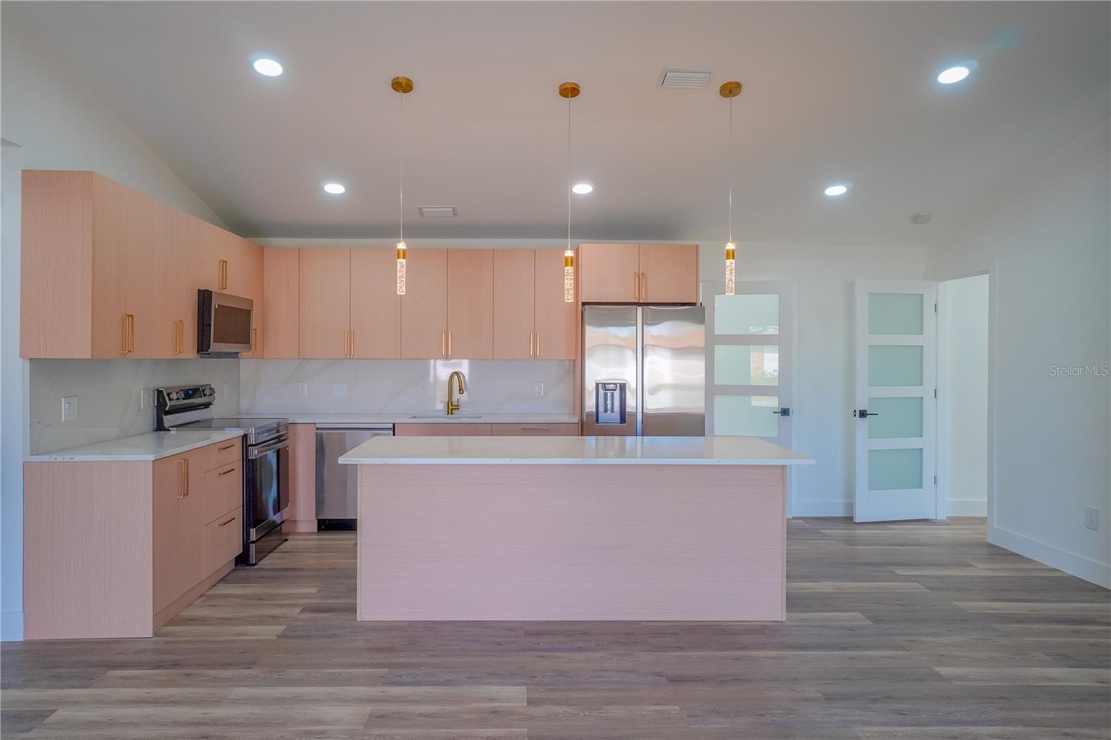 WARM MINERAL SPGS - Residential