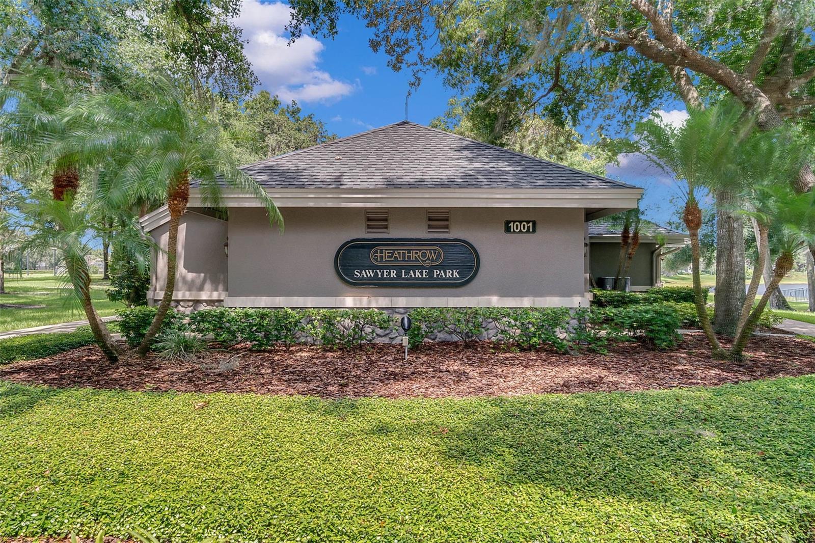 CARRINGTON PARK - Residential
