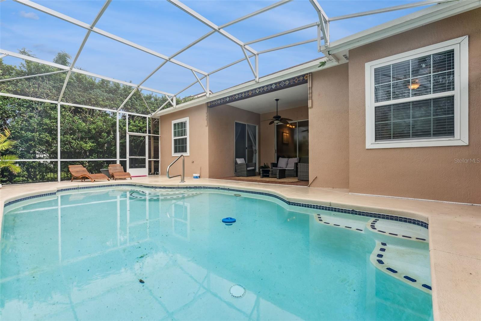 CARRINGTON PARK - Residential