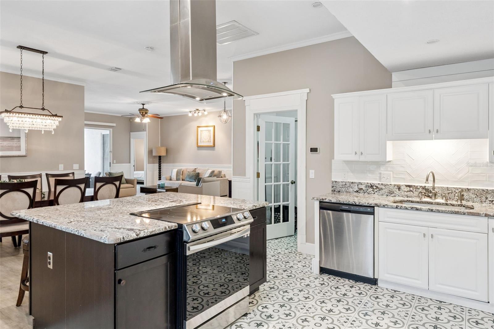 CARRINGTON PARK - Residential