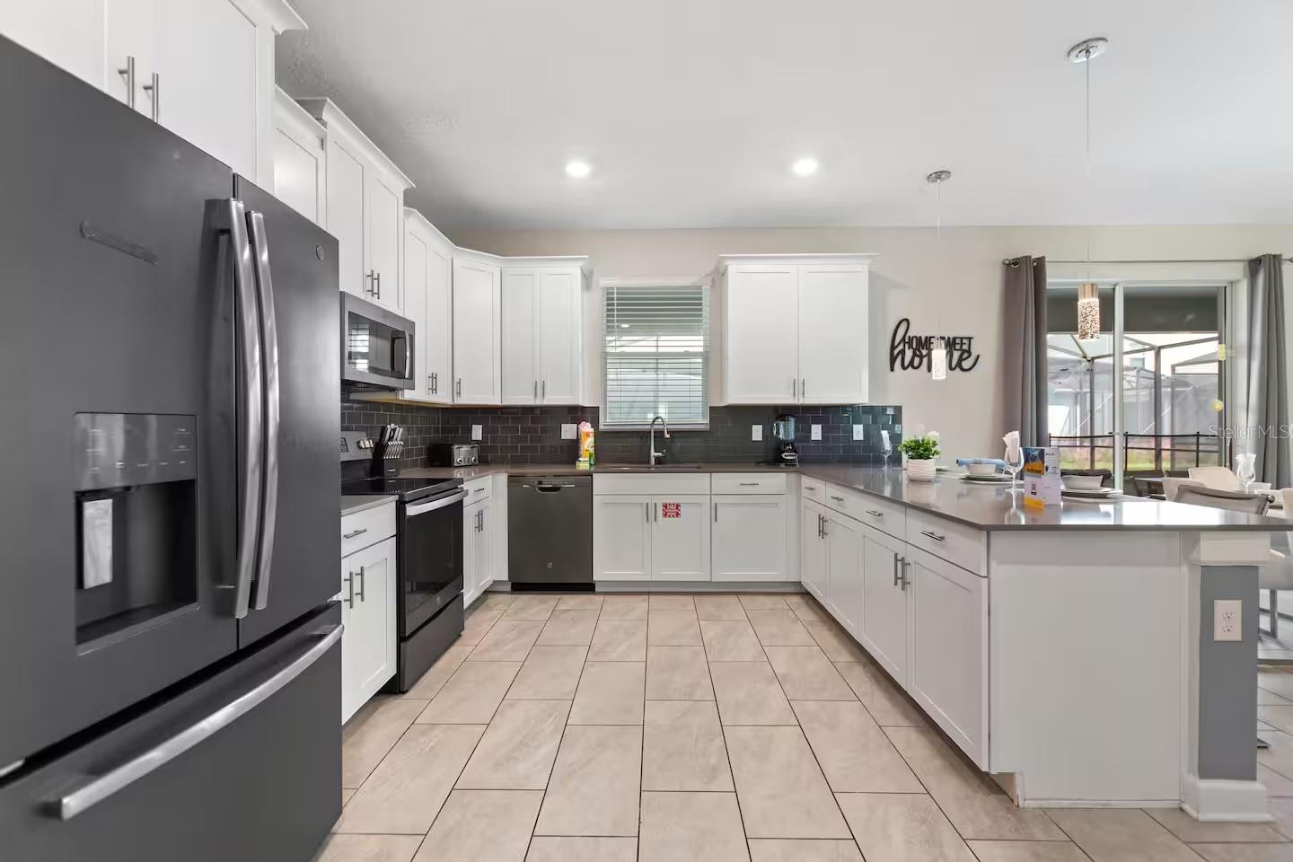 COVE AT STOREY LAKE II - Residential