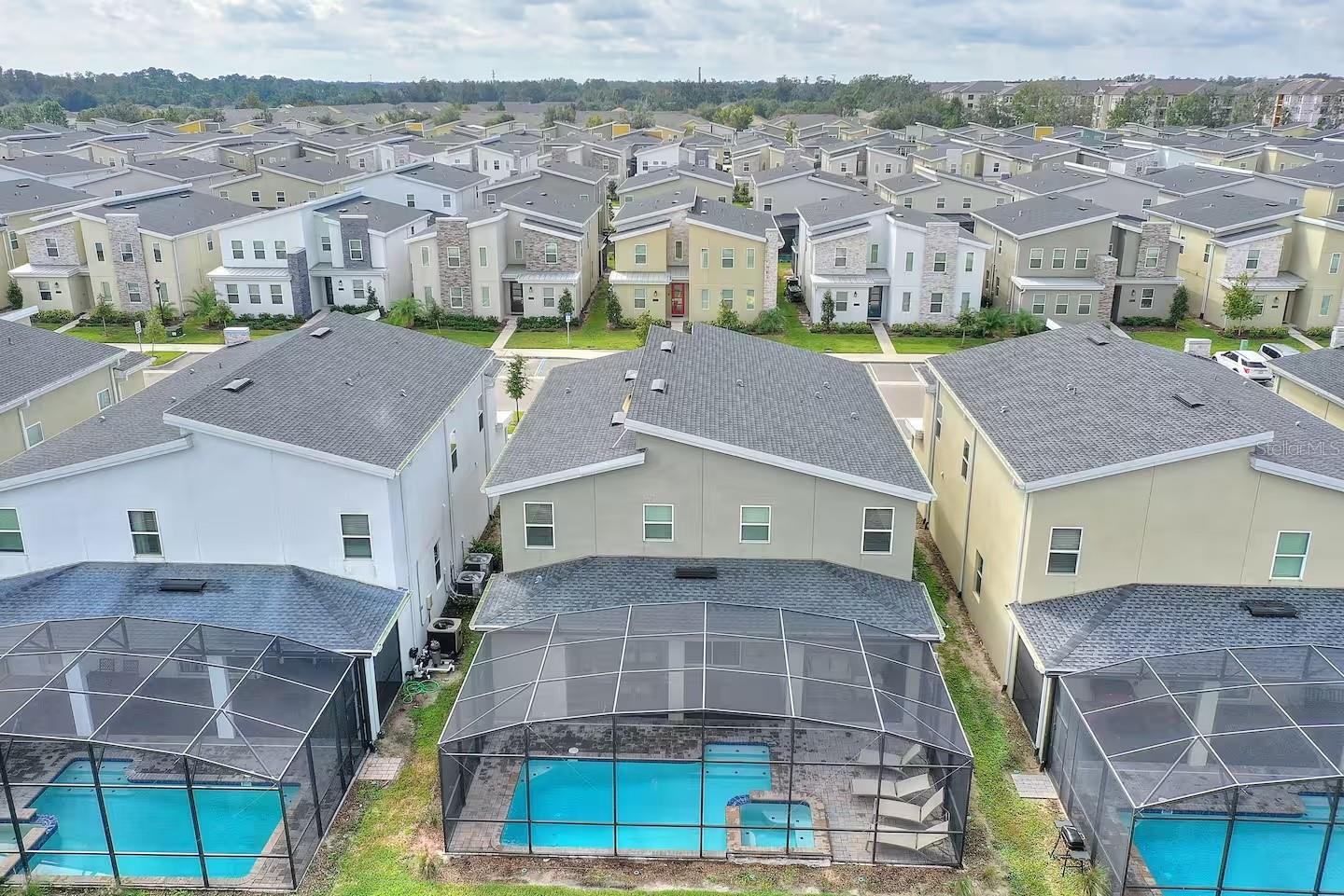 COVE AT STOREY LAKE II - Residential