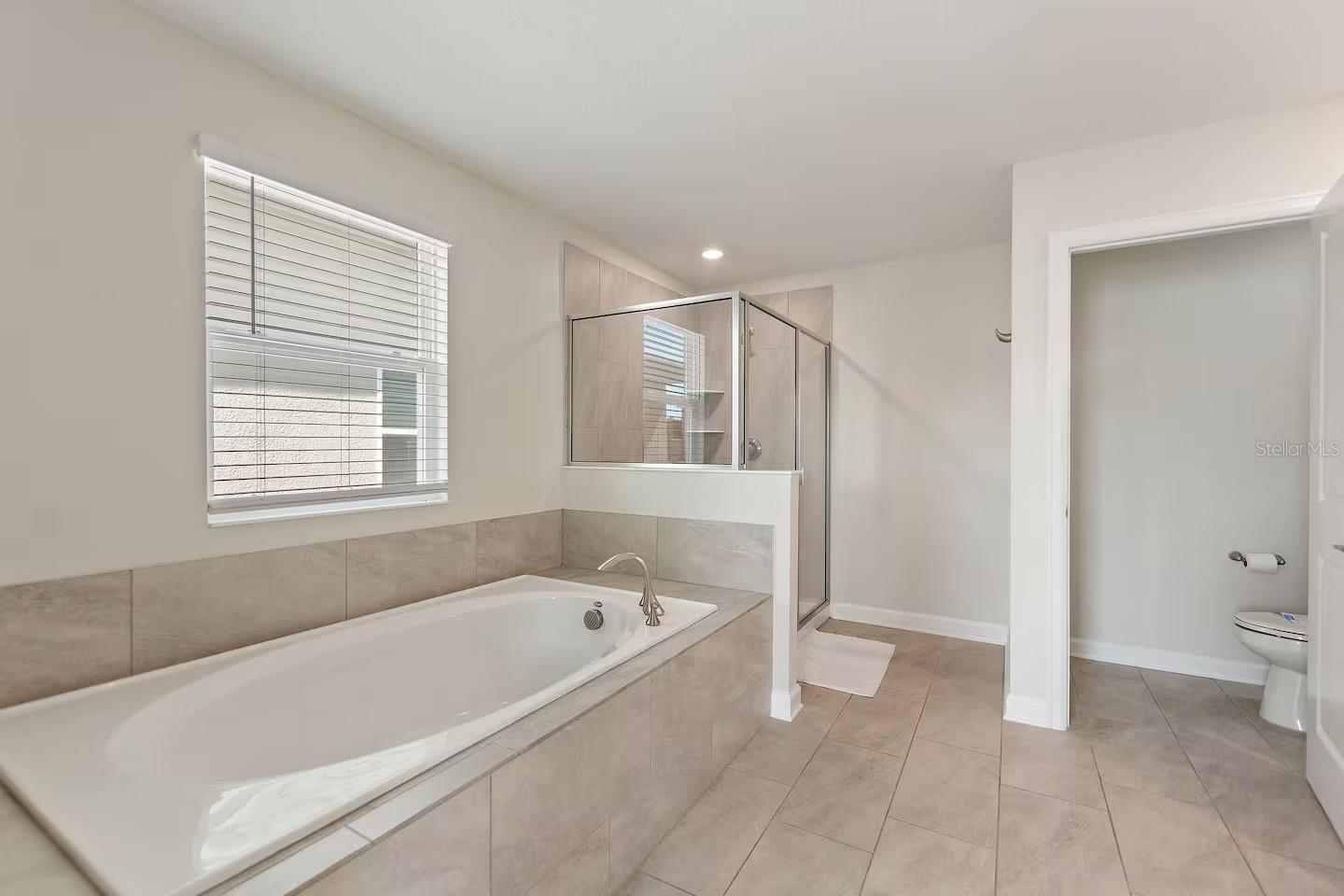 COVE AT STOREY LAKE II - Residential