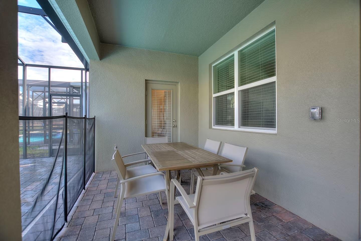 COVE AT STOREY LAKE II - Residential